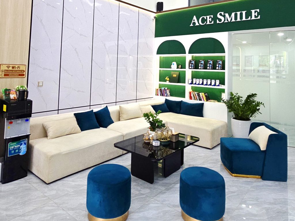 khu vực chờ nha khoa ace smile