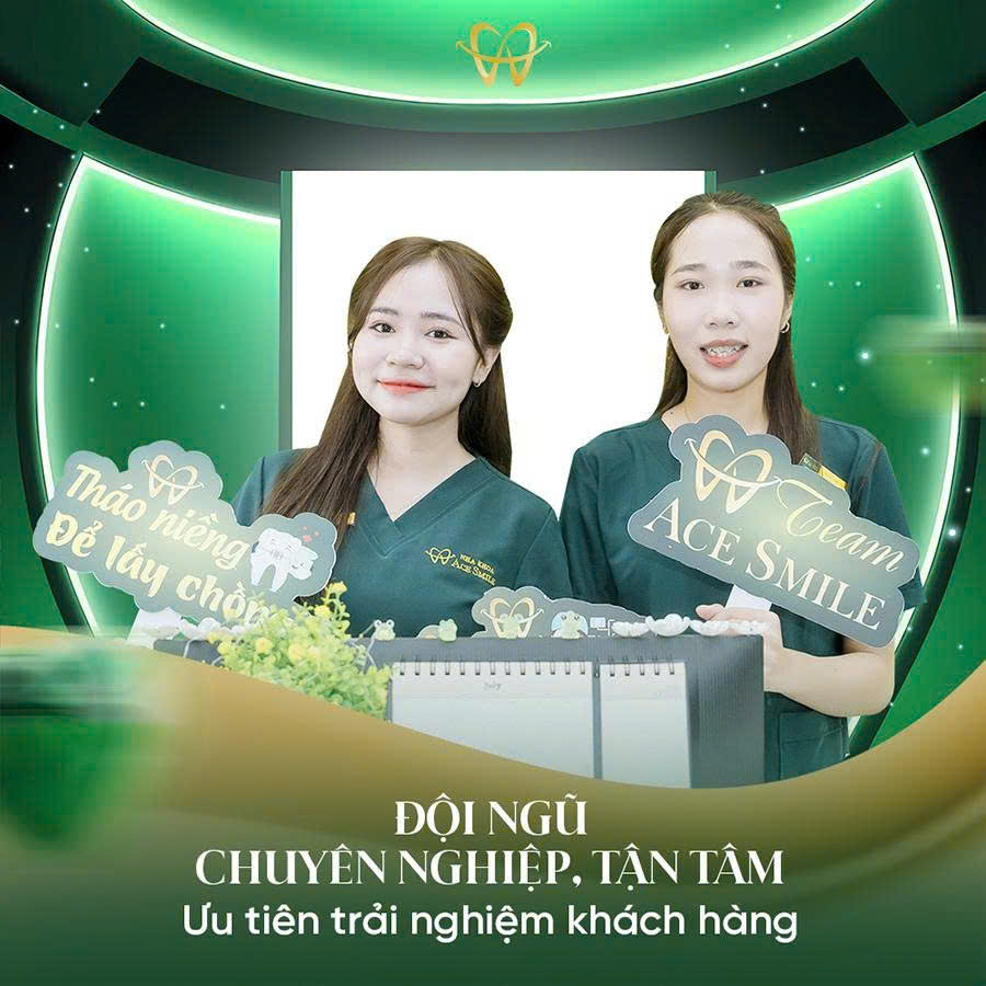 đội ngũ chuyên nghiệp tận tâm ưu tiên trải nghiệm khách hàng tại nha khoa ace smile