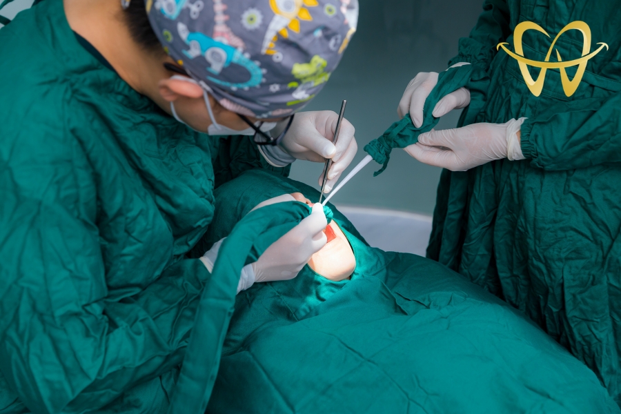 Những Lưu Ý Khi Trồng Răng Implant Bác Sĩ Luôn Dặn Bạn